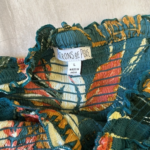 Green floral top - Picture 3 of 4